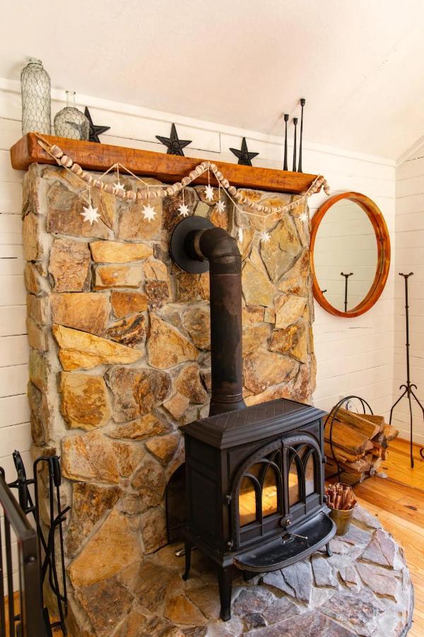 Hot Tub Charming & Chic Mountain Gem On Sleepy Creek Villa Berkeley Springs Dış mekan fotoğraf